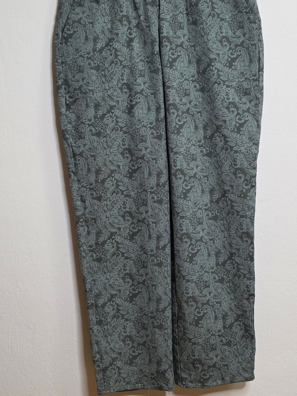 d&co. Denim + Company Olive Green Casual Bottoms - Picture 2 of 3